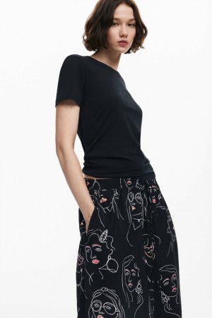 Falda Desigual Long with faces Mujer | 3481075-AO