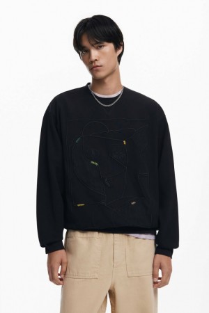 Sudaderas Desigual Contrast Embroidered Hombre | 5067349-QA